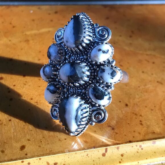 White Buffalo Turquoise Sterling Silver Ring Size 7 - Picture 8 of 9